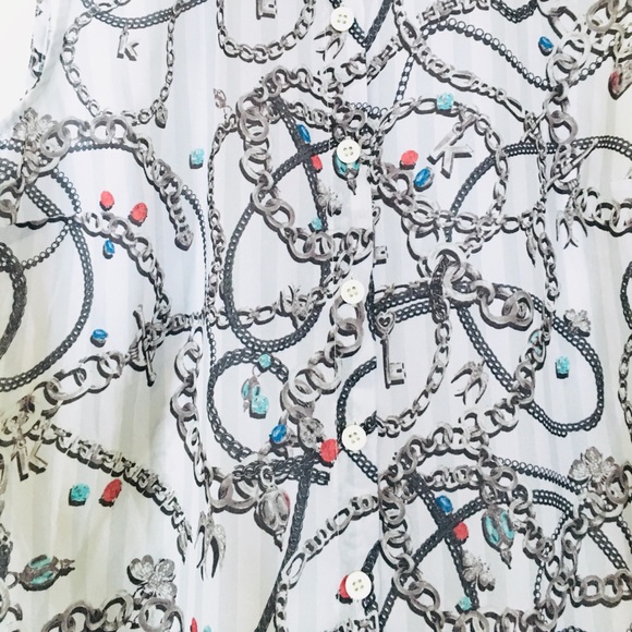 🤑FREE w/ purchase! H&M Conscious Chain Print Tank - Picture 9 of 16